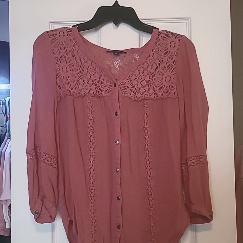 American Eagle Pink Long Sleeved Blouse